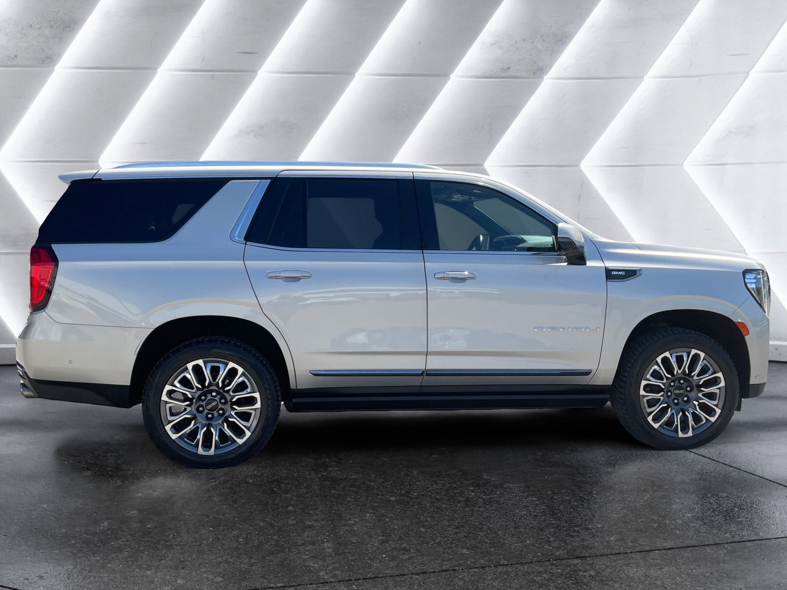 2024 GMC Yukon Denali Ultimate