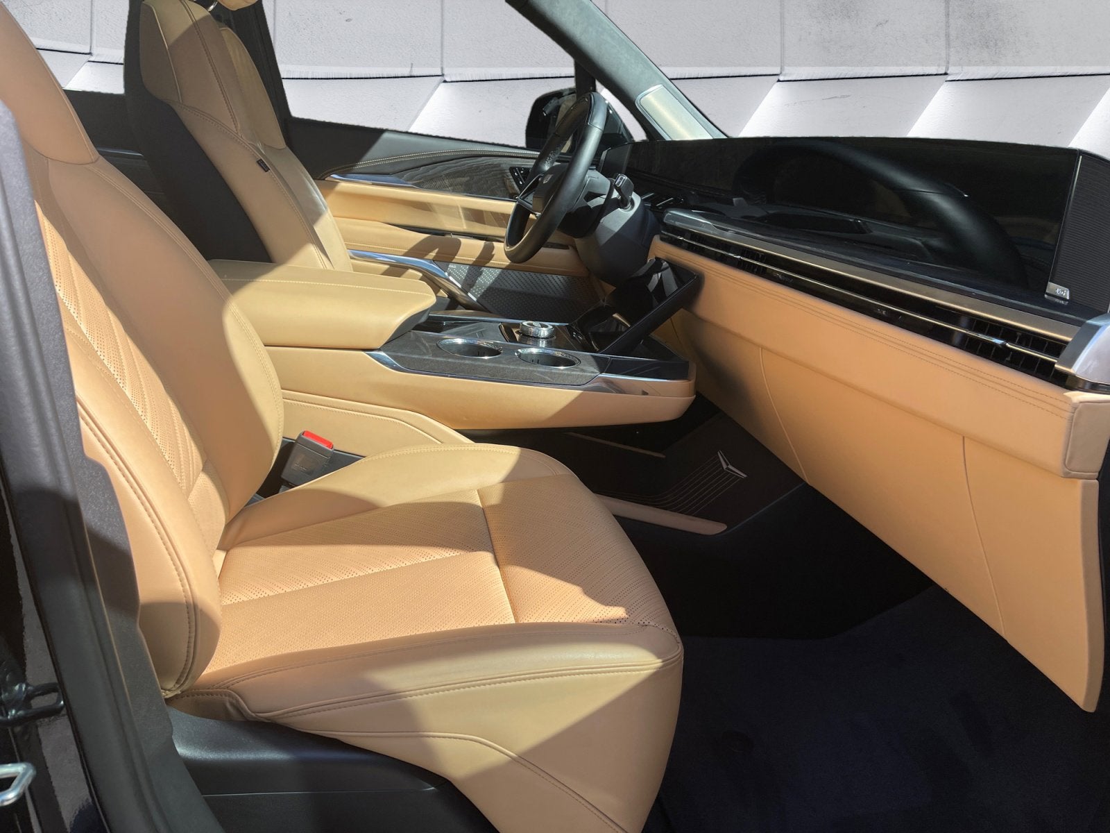 2025 Cadillac ESCALADE IQ Luxury 2