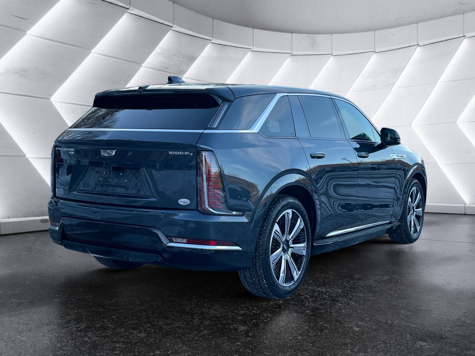 2025 Cadillac ESCALADE IQ Luxury 2