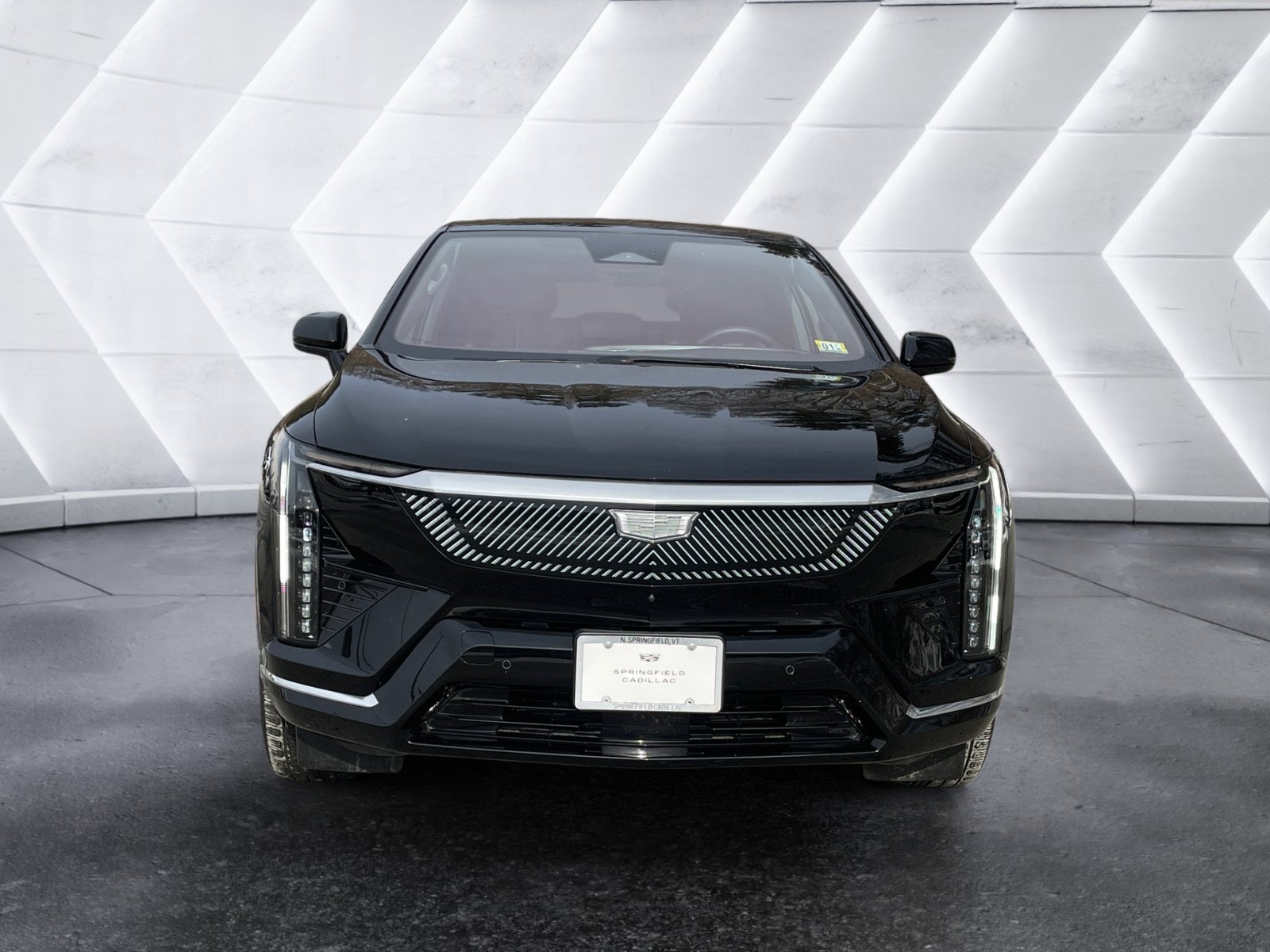 2025 Cadillac OPTIQ Luxury 2