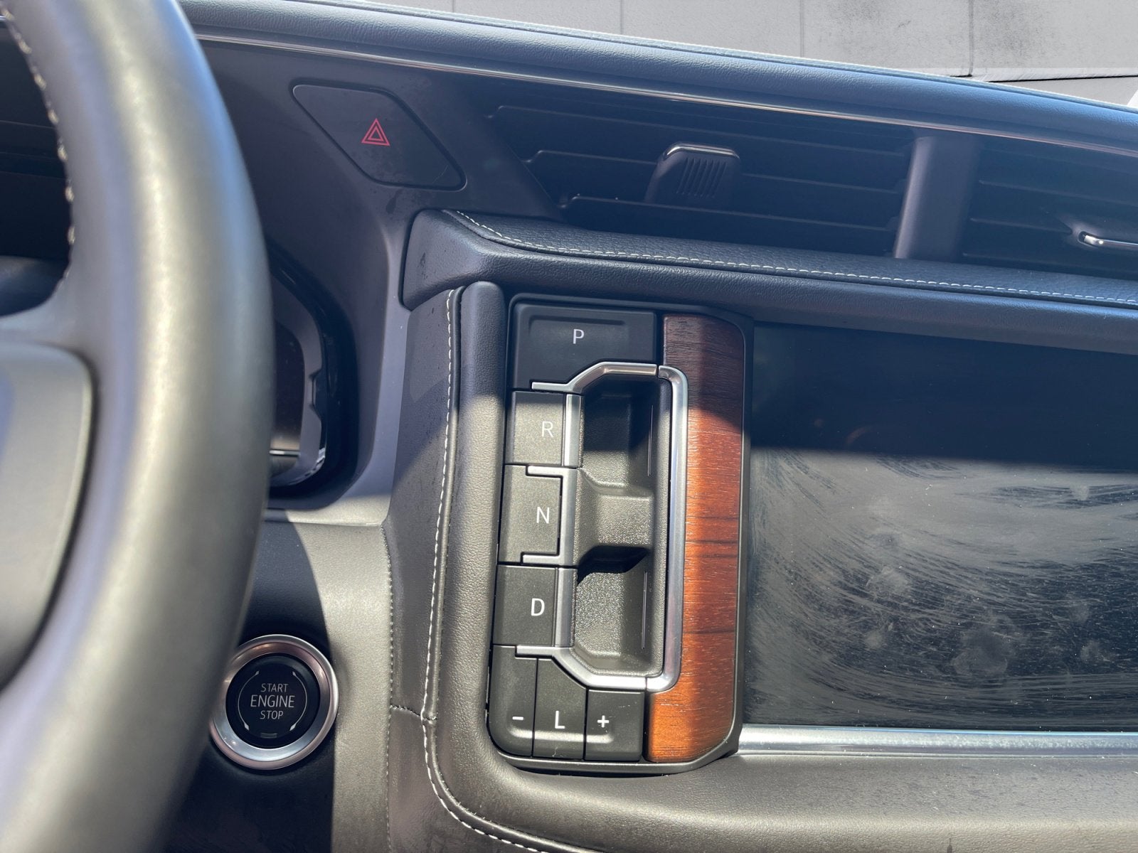 2024 GMC Yukon XL Denali Ultimate