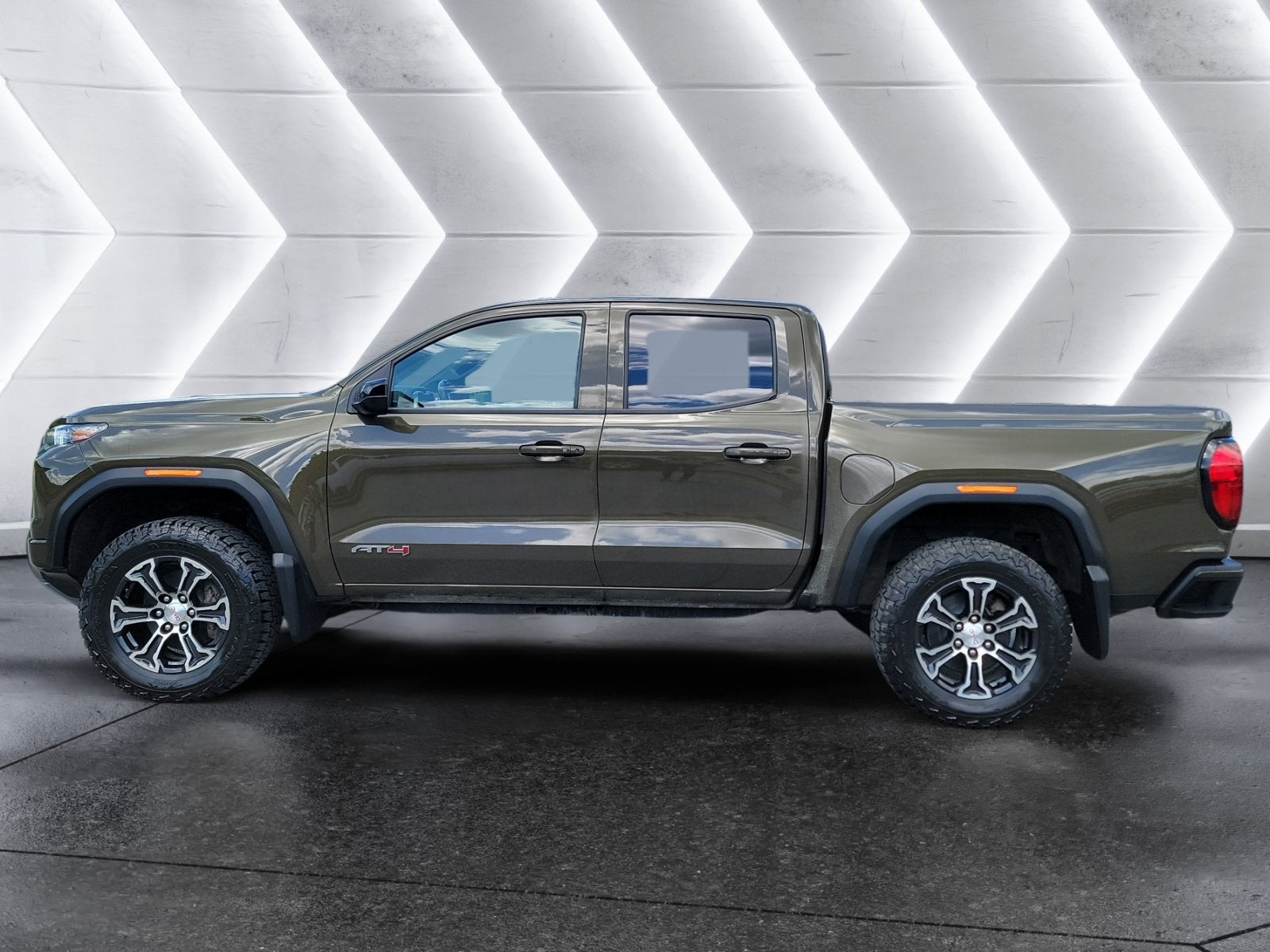 2024 GMC Canyon AT4