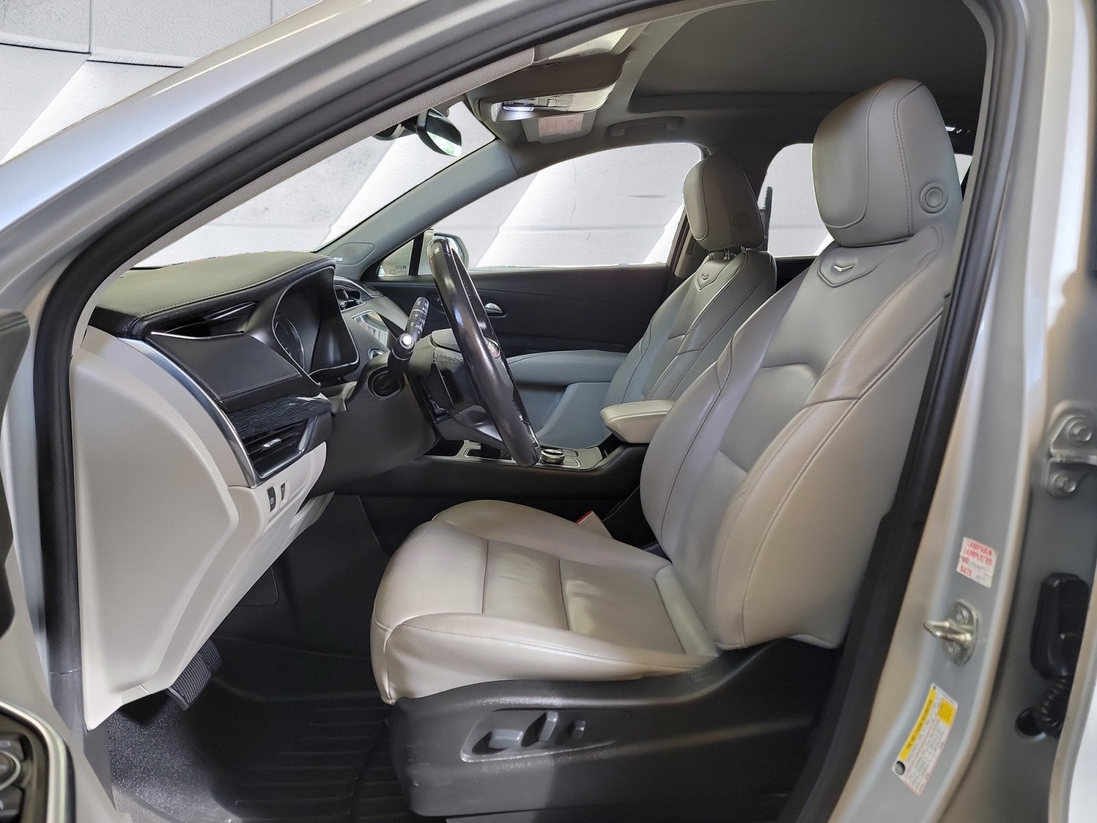 2020 Cadillac XT4 AWD Premium Luxury