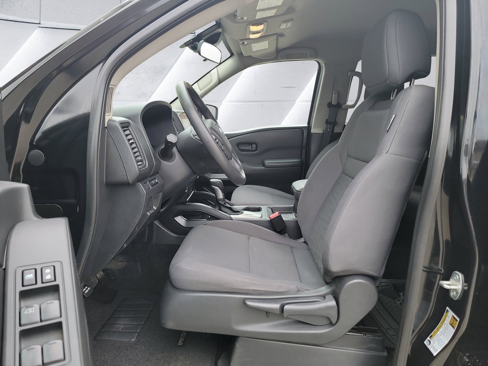 2023 Nissan Frontier S