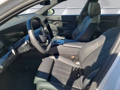 2025 BMW 5 Series 530i xDrive