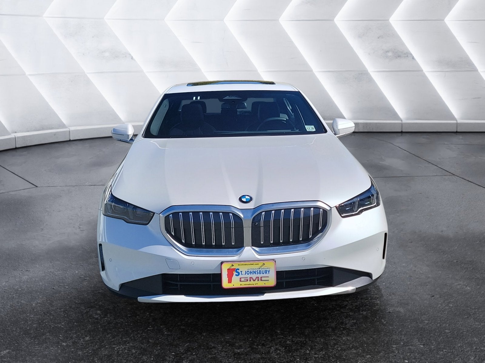 2025 BMW 5 Series 530i xDrive