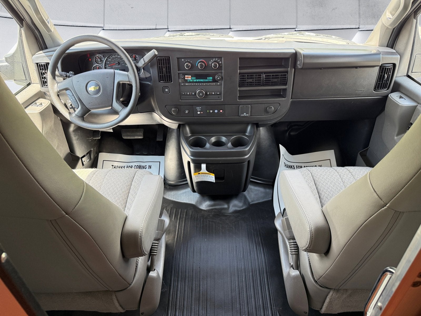 2025 Chevrolet Express Cutaway 3500 1WT Dejana Duracube II Cargo Body