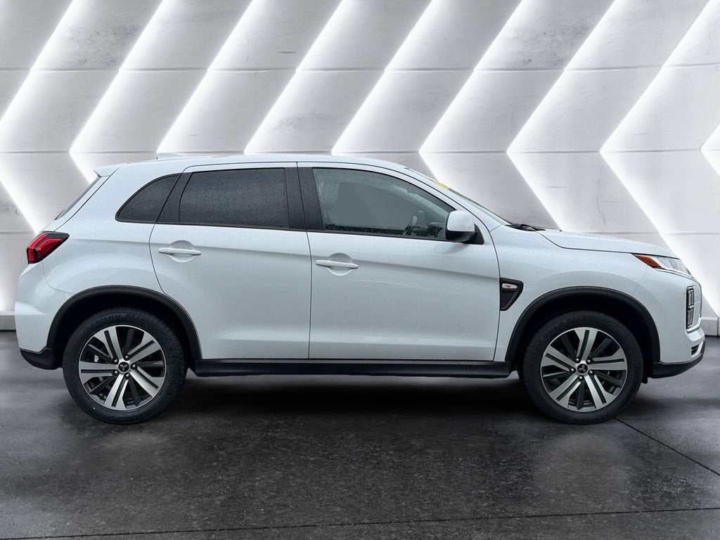 2025 Mitsubishi Outlander Sport Base