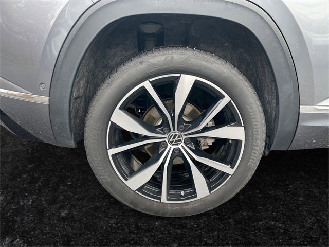 2025 Volkswagen Atlas Cross Sport 2.0T SEL Premium R-Line