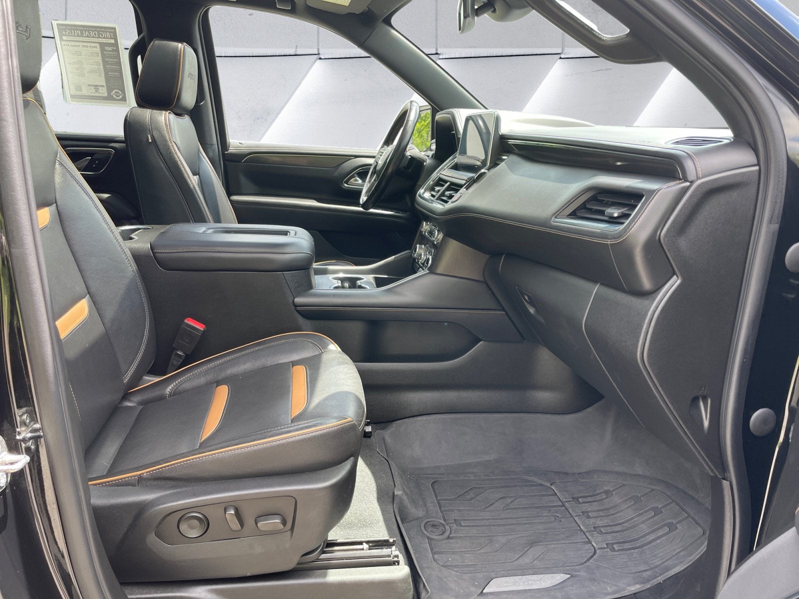 2023 GMC Yukon AT4