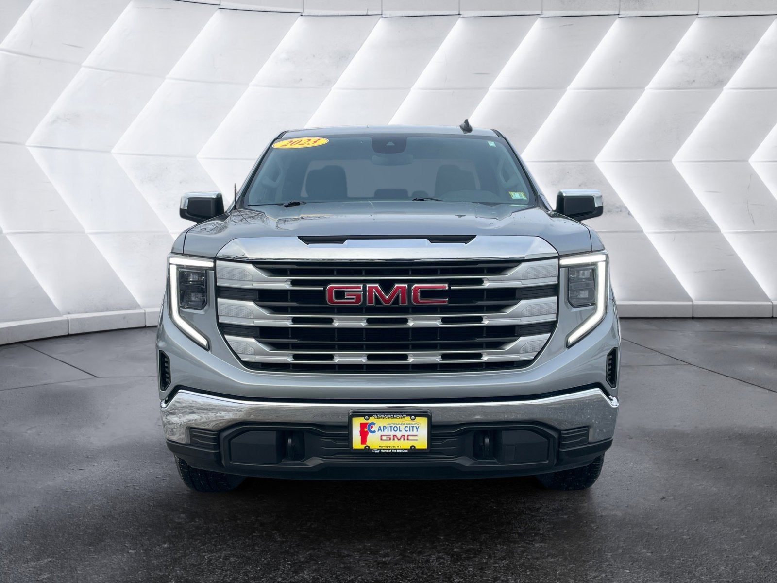 2023 GMC Sierra 1500 SLE
