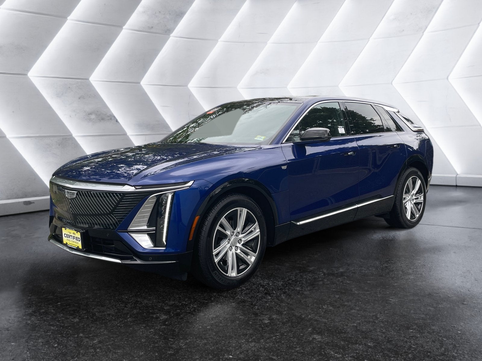 2024 Cadillac LYRIQ Tech