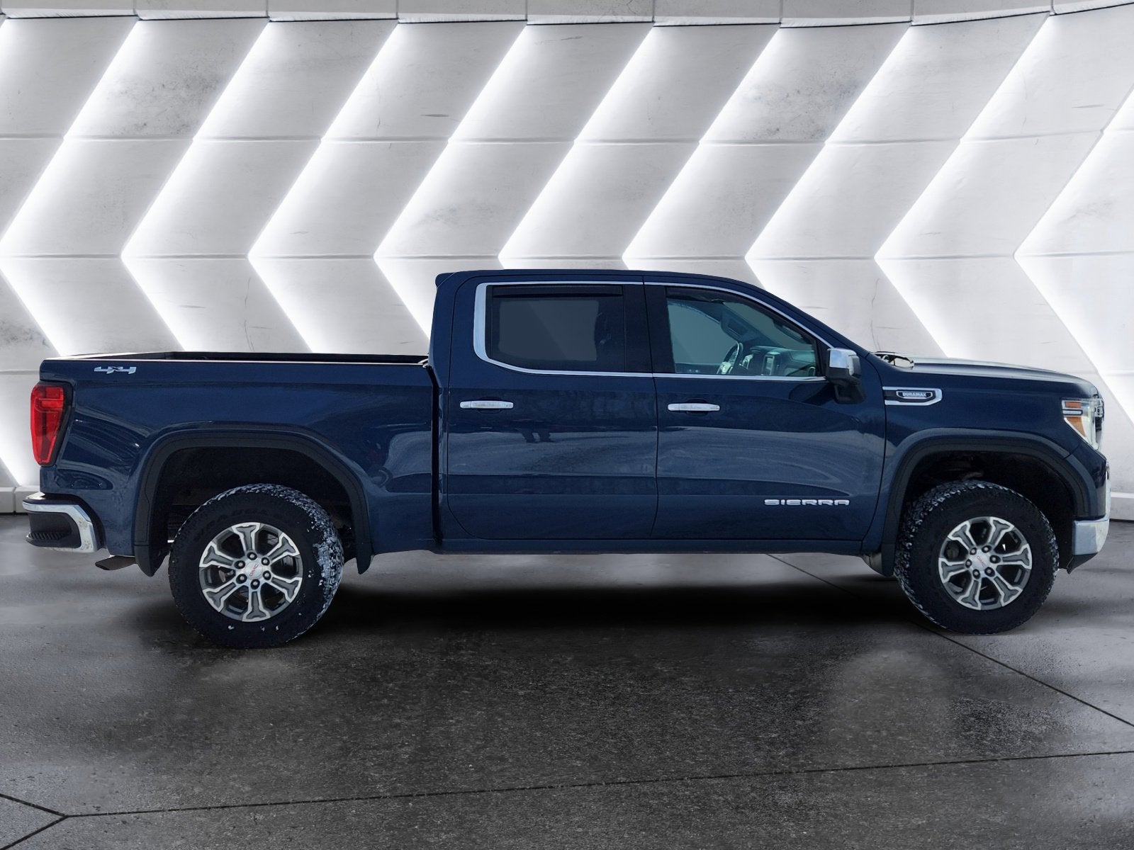 2021 GMC Sierra 1500 SLT