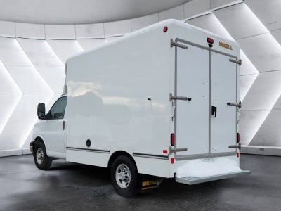 2025 Chevrolet Express Cutaway 3500 1WT 10 Ft Unicell Aerocell Box