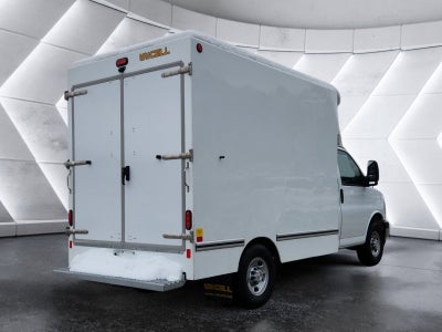 2025 Chevrolet Express Cutaway 3500 1WT 10 Ft Unicell Aerocell Box