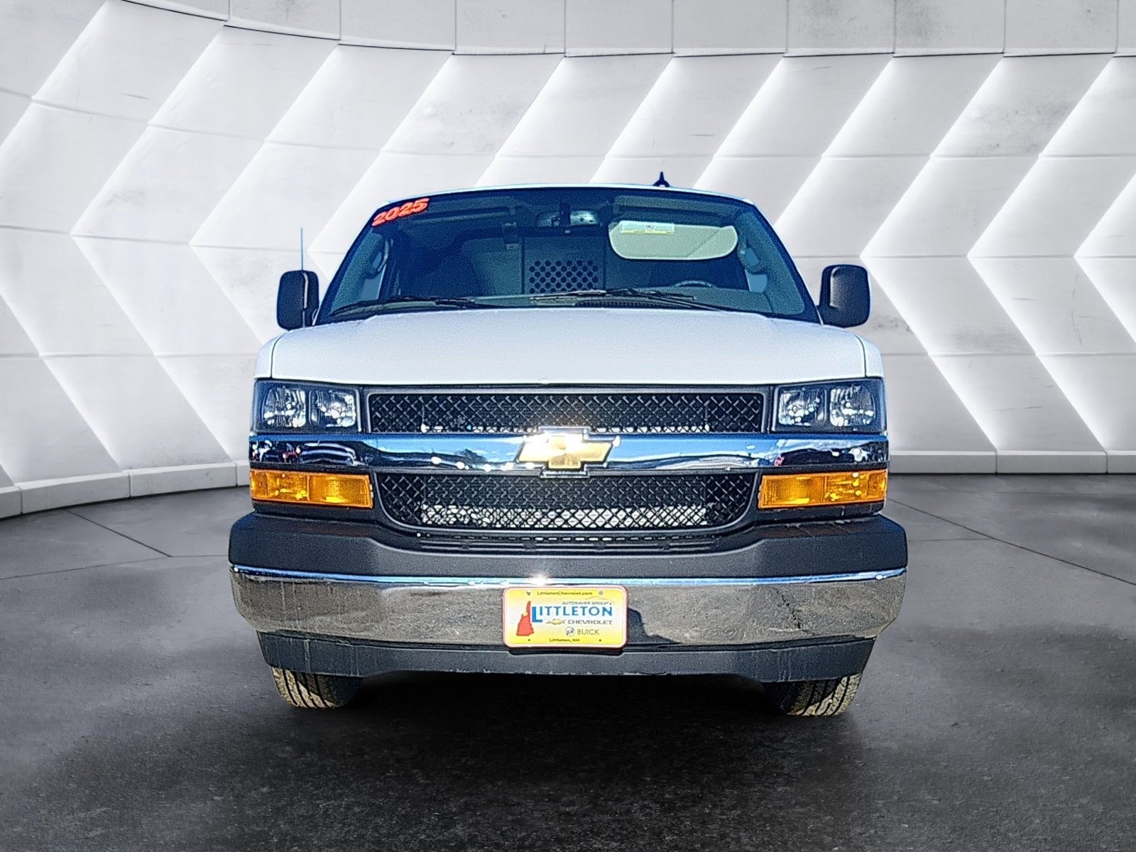 2025 Chevrolet Express Cargo 2500 WT