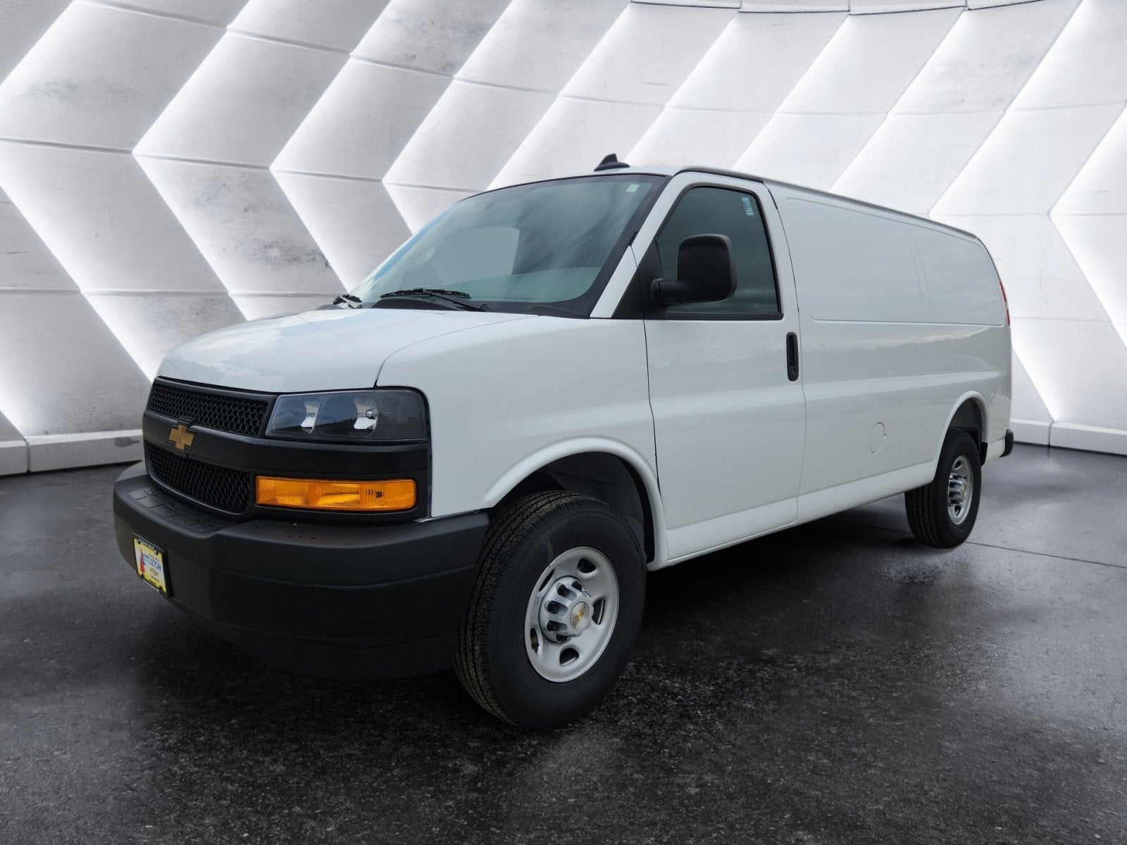 2025 Chevrolet Express Cargo 2500 WT