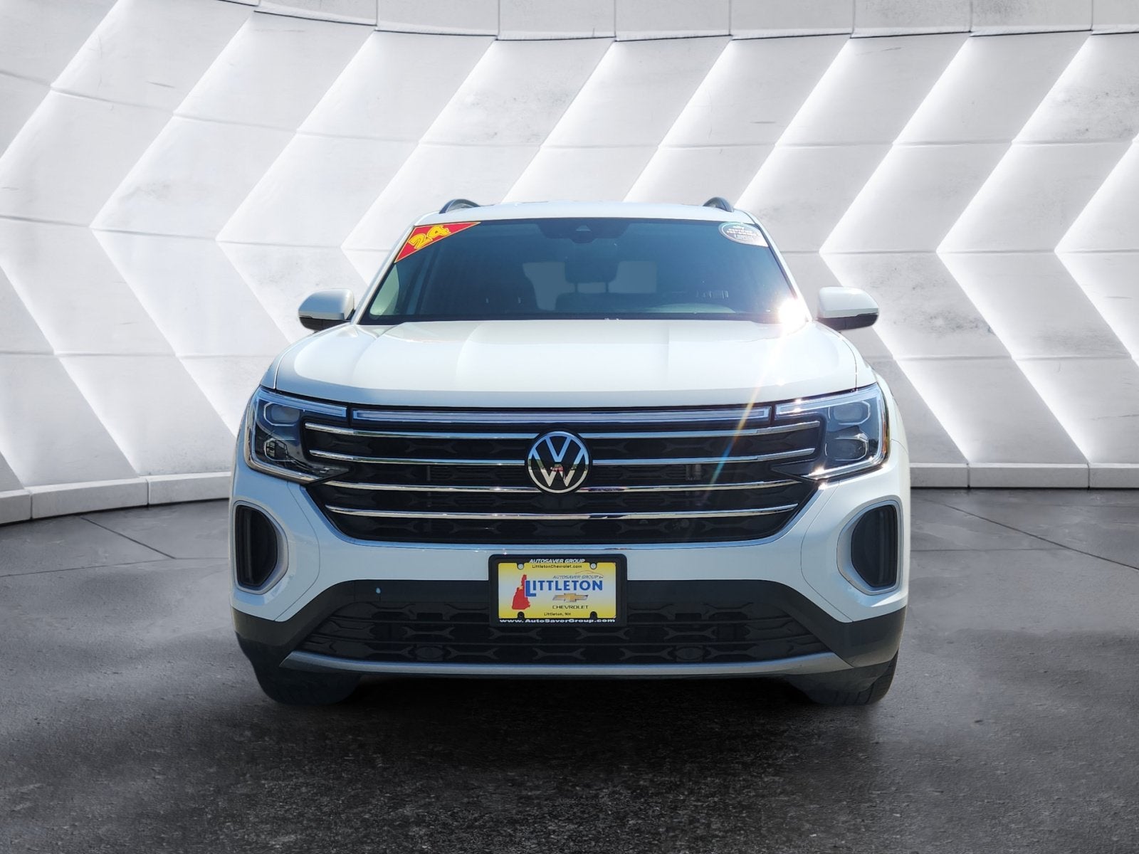 2024 Volkswagen Atlas 2.0T SE