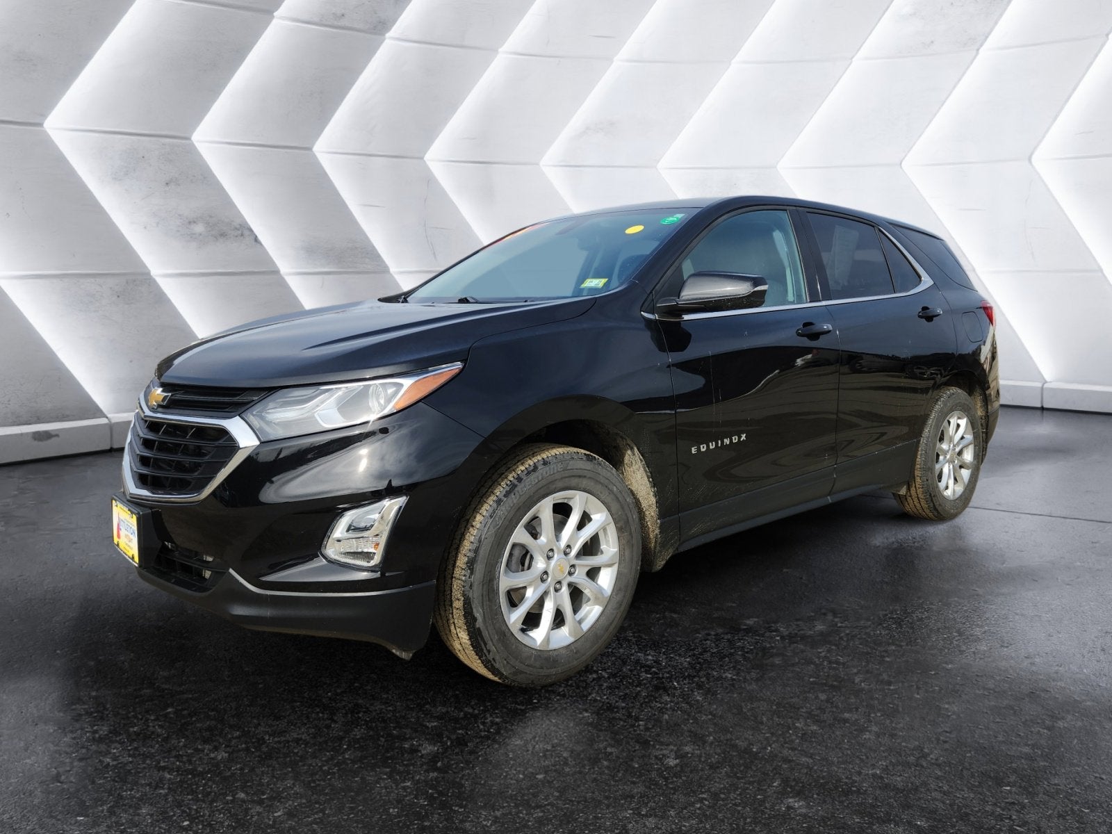 Used 2019 Chevrolet Equinox LT with VIN 2GNAXUEV0K6201863 for sale in Littleton, NH