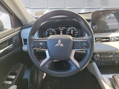 2022 Mitsubishi Outlander SEL