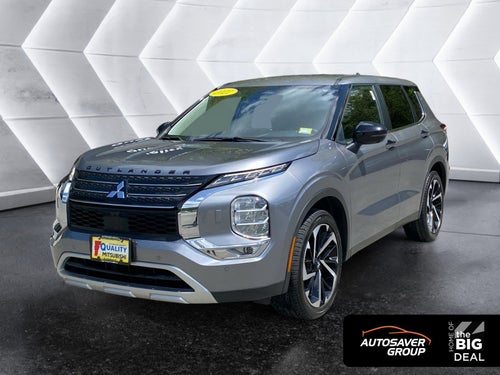 2022 Mitsubishi Outlander Base