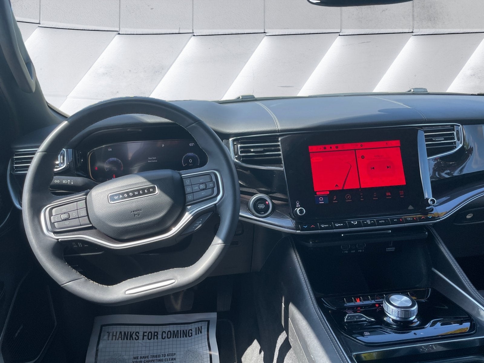 2023 Jeep Wagoneer Base