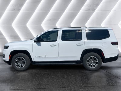 2023 Jeep Wagoneer Base