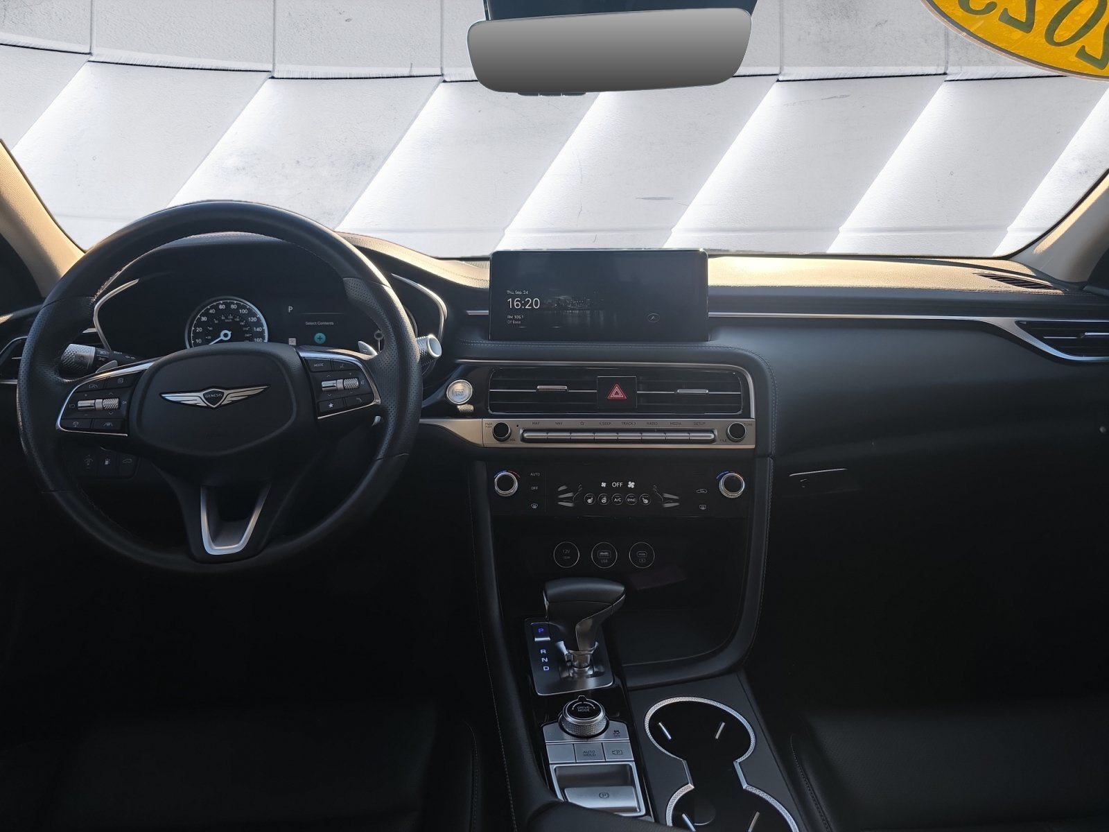 2025 Genesis G70 2.5T