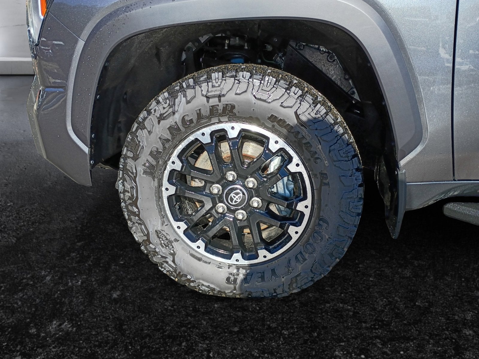 2025 Toyota Tundra 4WD SR5 TRD OFF ROAD PACKAGE