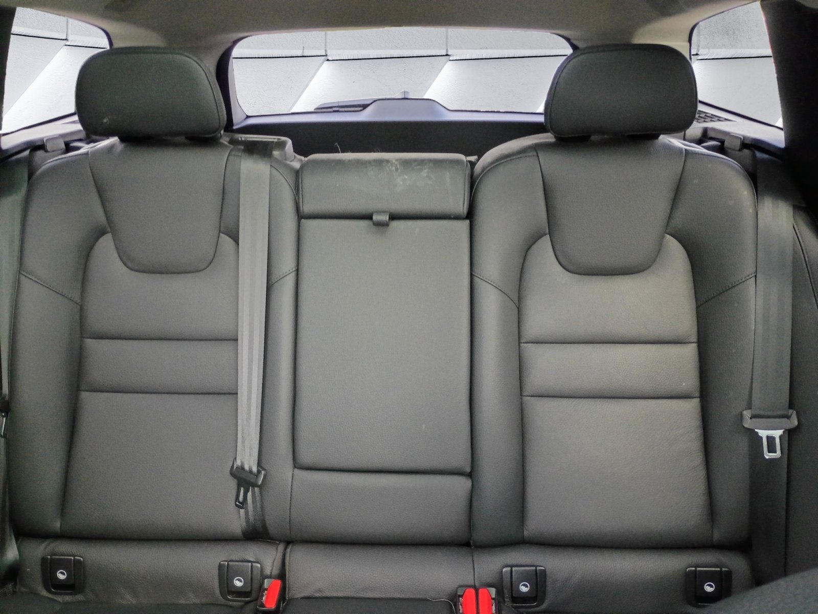 2025 Volvo V60 Cross Country B5 Plus